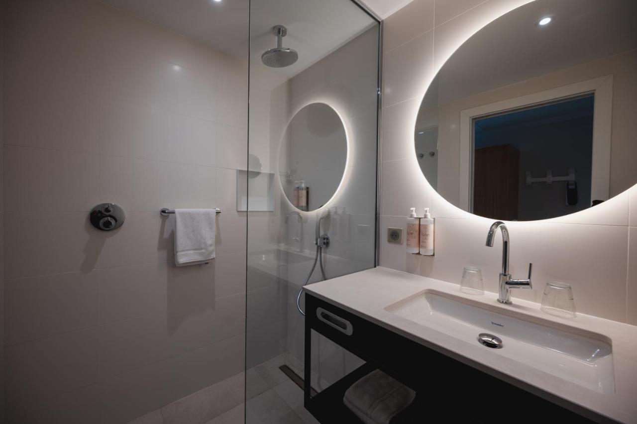 Van Der Valk Hotel Bloom 생타굴프 외부 사진