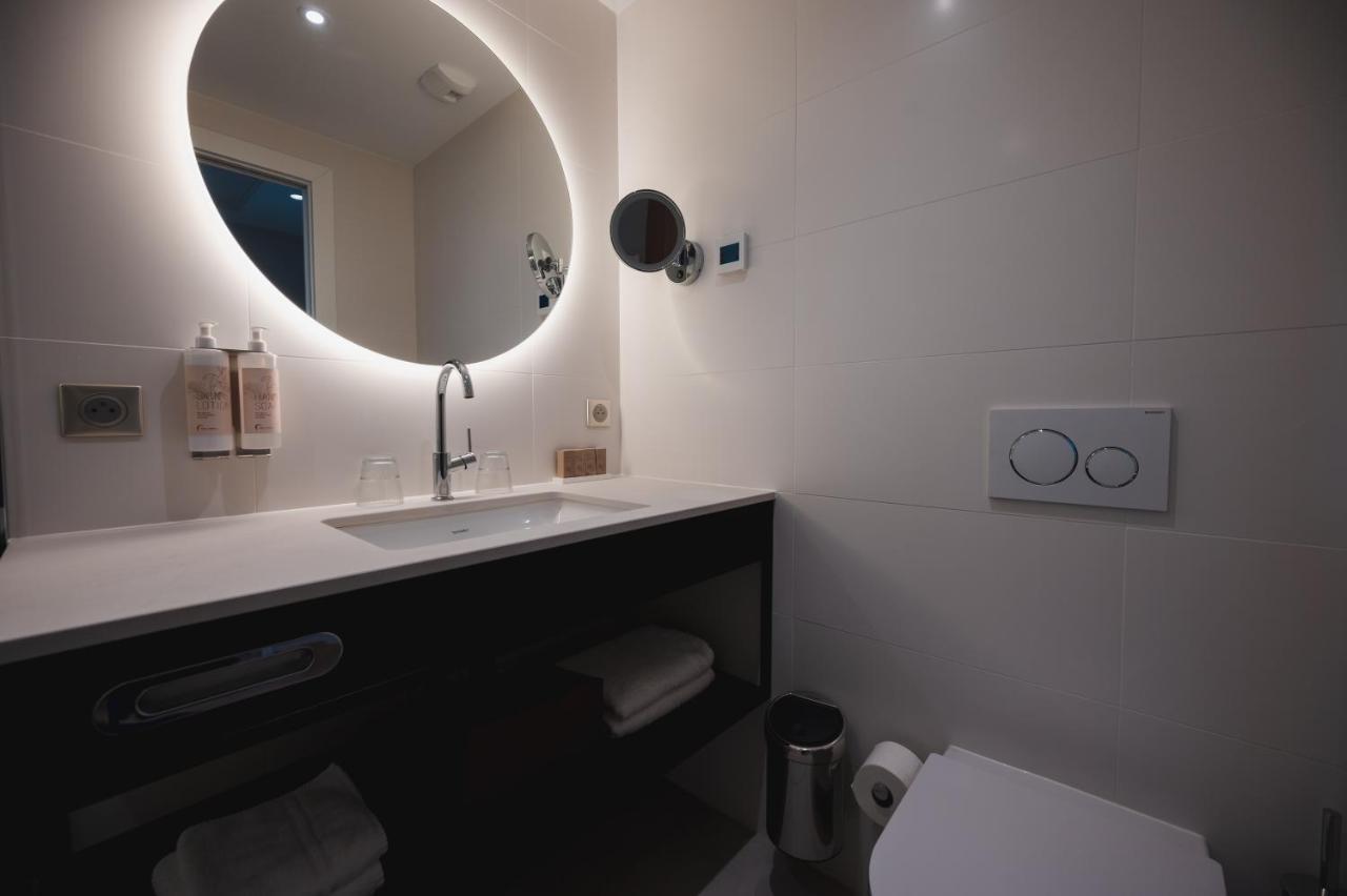 Van Der Valk Hotel Bloom 생타굴프 외부 사진